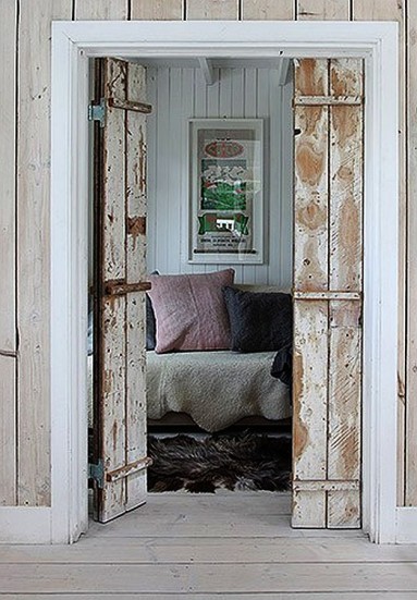 Stare drzwi mają swój urok...