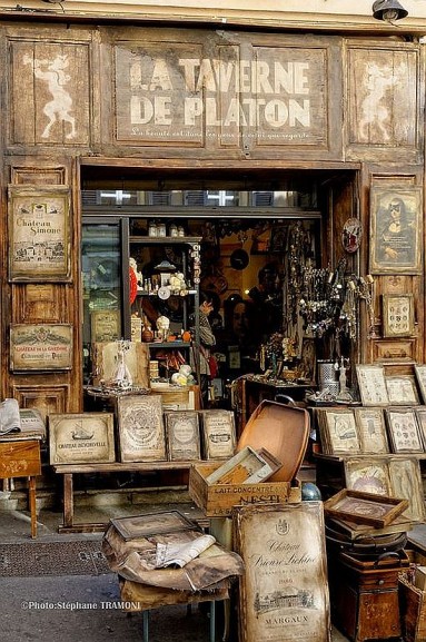 Stara księgarnia w Aix-en-Provence...