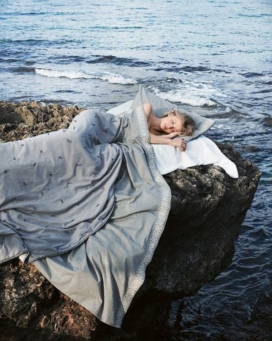 Śpiąca nad morzem... Ditte Isager