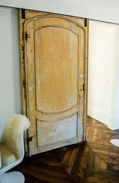 Stare drzwi przerobione na przesuwne...